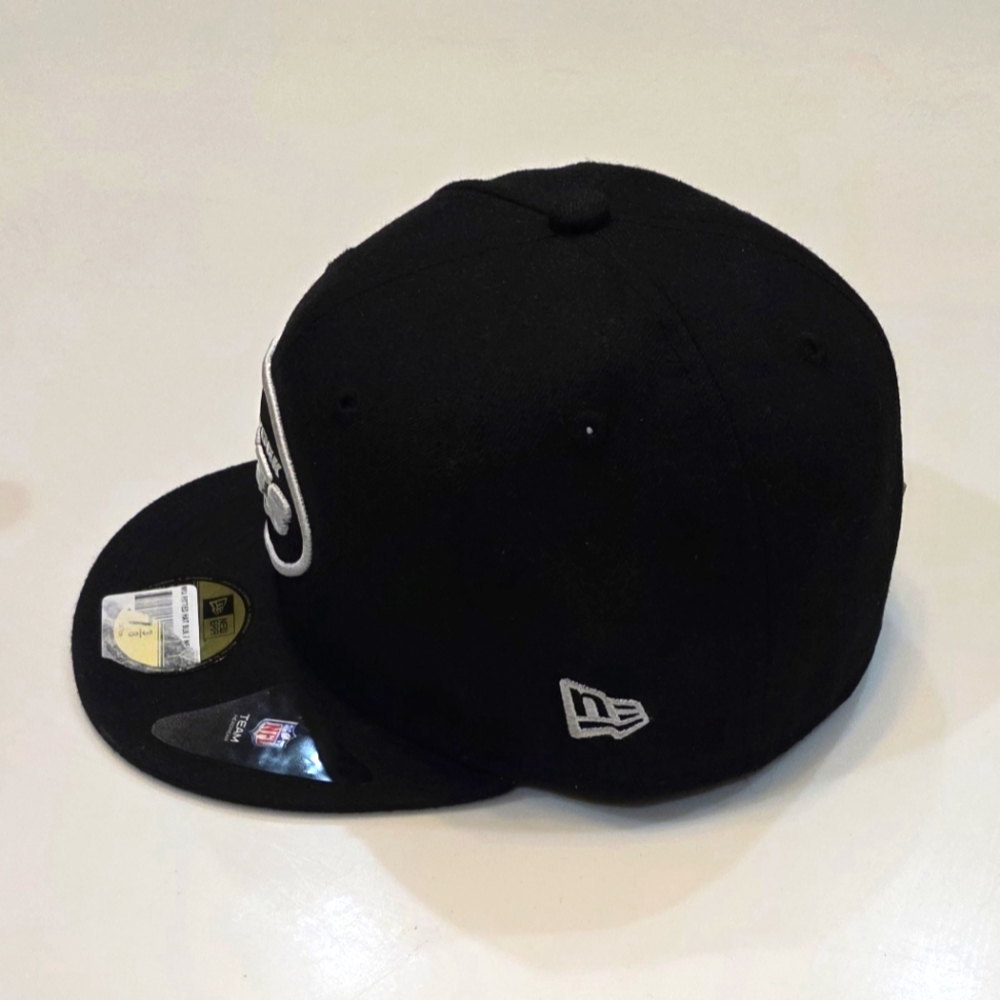 NEW YORK JETS|New Era 59Fifty Team Headwear|Black/White Colorway|Size 7 3/8 - Picture 2 of 4